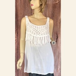 Studio West Apparel Top Fringe Large
